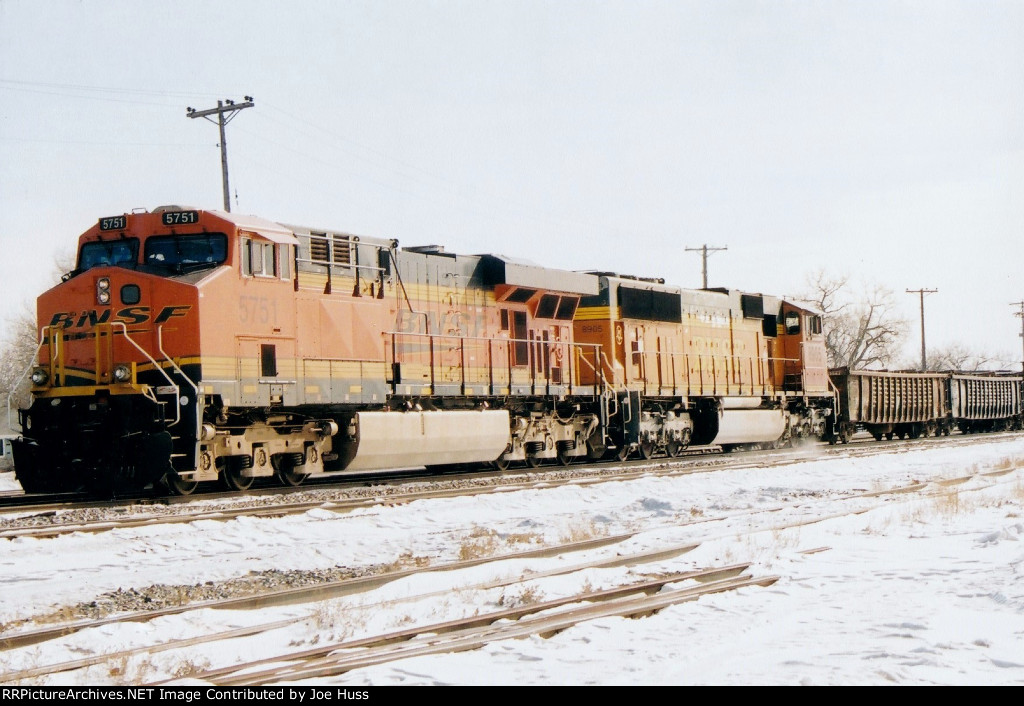 BNSF 5751 East